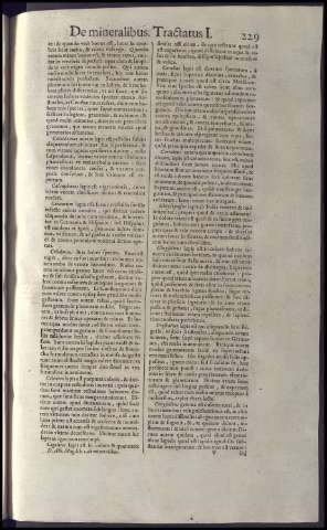 915