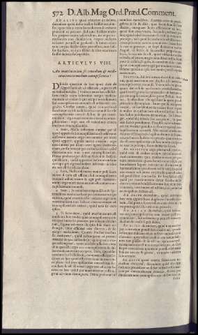 596